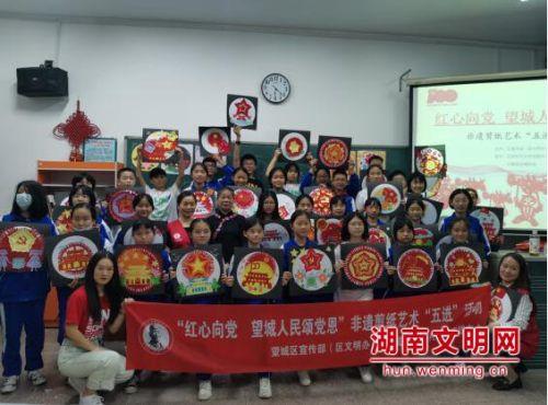 小猫钓鱼游戏龙王版有船