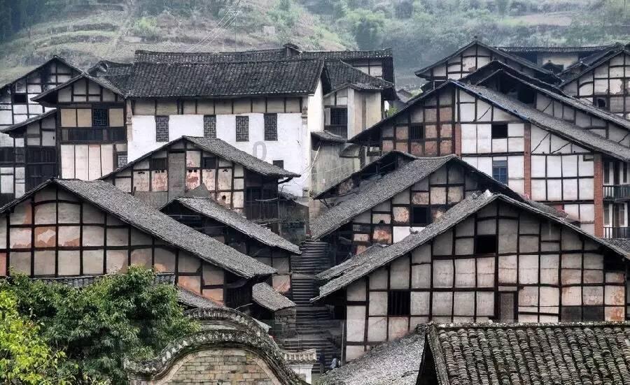 《严阵以待》切换开火模式方法